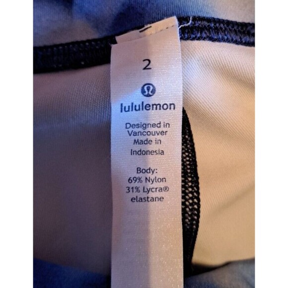 Lululemon Wunder Under Low-Rise Tight Full-On Luxtreme 28" Size 2 Blue Tie Dye - Picture 7 of 9